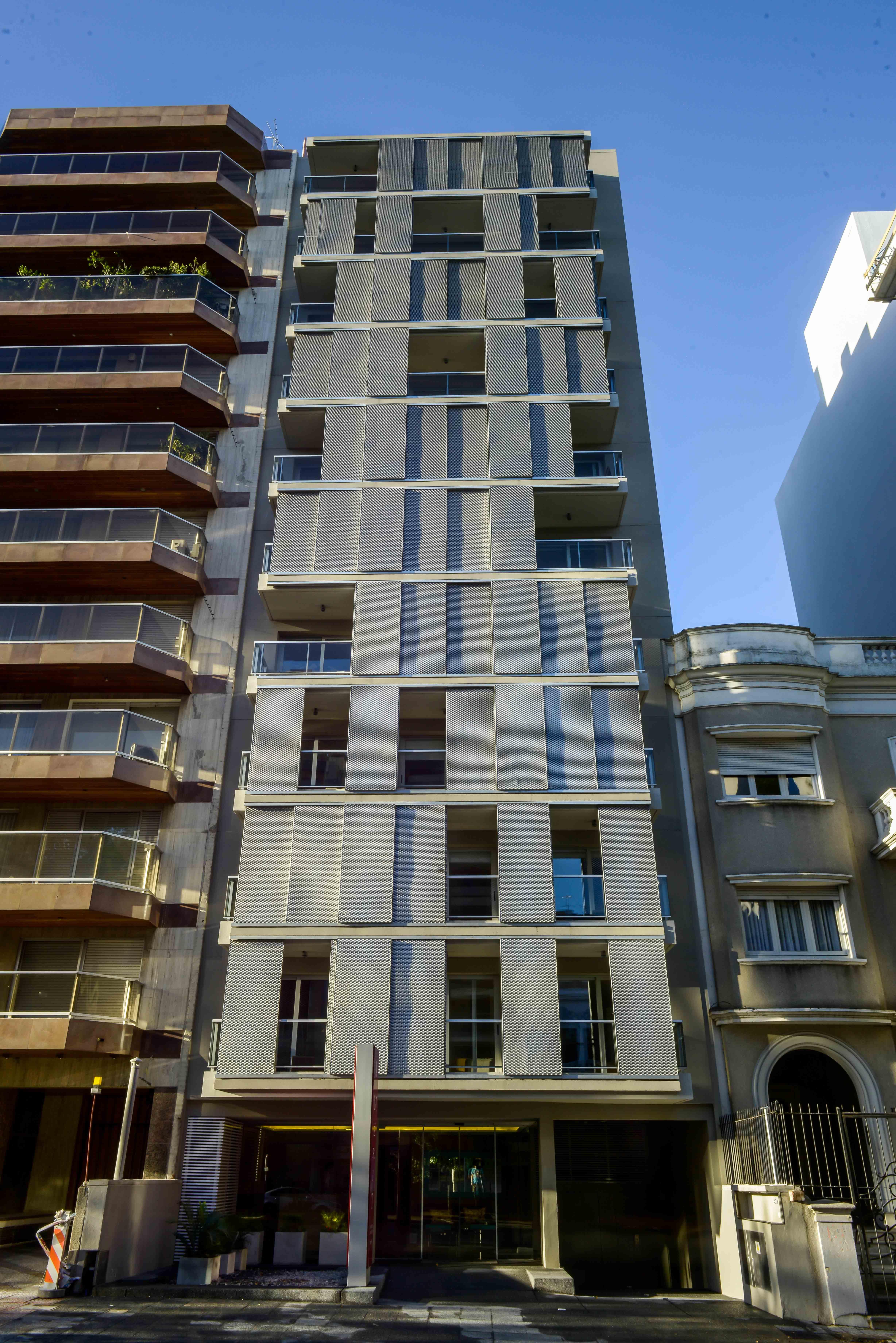 Merit Montevideo Apart & Suites Exterior photo
